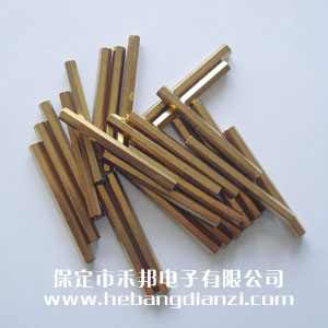 六角雙通 M4*60mm