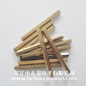 六角雙通 M4*70mm