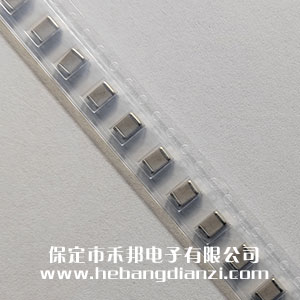 �NƬ���270pF(0.27nF) ���͉�3KV